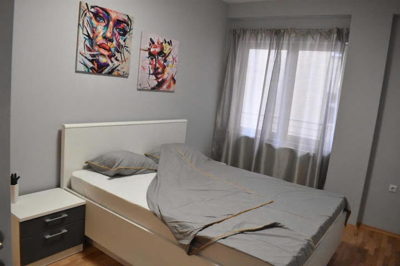 Apartment Grozdanovski Skopje Ngoại thất bức ảnh